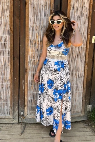 Kadın Ip Askılı V Yakalı Bel Güpür çiçek Desenli Yandan Yırtmaçlı Maksi Süprem Elbise