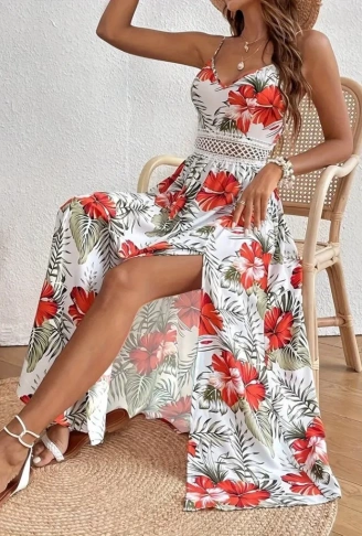 Kadın Ip Askılı V Yakalı Bel Güpür çiçek Desenli Yandan Yırtmaçlı Maksi Süprem Elbise