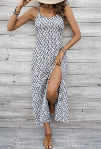 Kadın Ip Askılı V Yakalı Yırtmaçlı Uzun Süprem Elbise