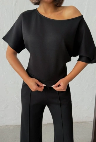 Kadın İsa Kollu Kayık Yaka Bluz Ve Pantolon Misal Kumaş Ikili Takım