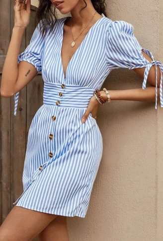 Kadın Kısa Bağcıklı Kol Kruvaze Yaka önden Düğmeli Kısa Poplin Elbise