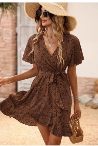 Kadın Kısa Kelebek Kollu Kruvaze Yakalı Belden Kuşaklı Kısa Desenli Süprem Elbise