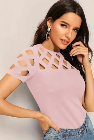 Kadın Kısa Kollu Baklava Desen Lazer Kesim Ithal Krep Bluz