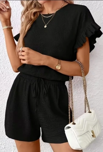 Kadın Kısa Kollu Bisiklet Yaka Bürümcük Bluz Ve Kısa Short Ikili Takım