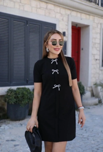 Kadın Kısa Kollu Bisiklet Yaka önden Fiyonk Detaylı Ithal Krep Elbise