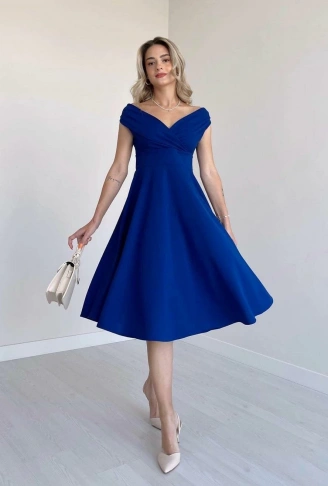 Kadın Kısa Kollu Kruvaze Yaka Eteği Volanlı Krep Elbise