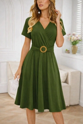 Kadın Kısa Kollu Kruvaze Yakalı önden Toka Detaylı Kısa Viskon Elbise