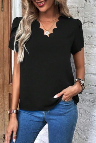 Kadın Kısa Kollu Lazer V Yakalı Ithal Krep Bluz