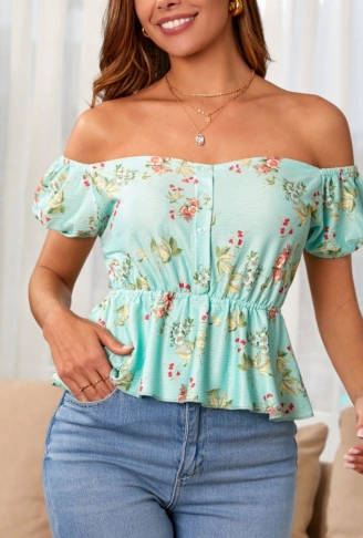 Kadın Kısa Kollu Madonna Yaka çiçek Desenli Düğme Detay Gipeli Süprem Kumaş Bluz