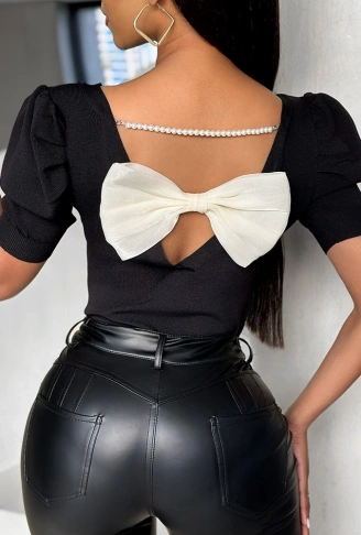 Kadın Kısa Kollu Sırt Inci Ve Kurdela Detay Karpuz Kol Yerli Krep Bluz. 109 Adet Standart Beden Gerisi 3 Beden