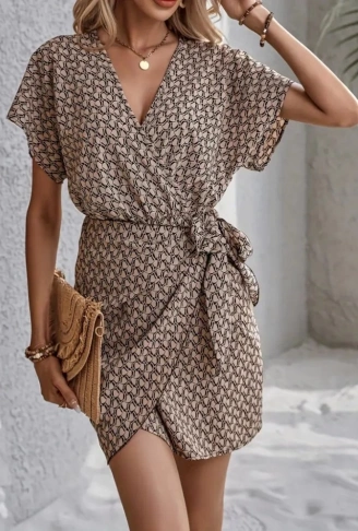 Kadın Kısa Yarasa Kollu önden Kruvaze Yaka Detaylı önden Bağlamalı Desenli Süprem Elbise