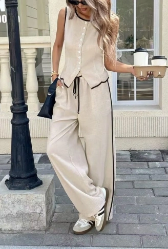 Kadın Kolsuz önü Düğmeli Yelek Ve Pantolon Ikili Takım