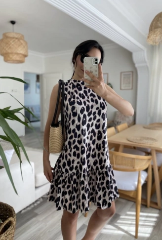 Kadın Kolsuz Sırttan Bağlamalı Fırfırlı Leopar Desenli Süprem Elbise