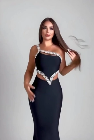 Kadın Komuz Ve Bel Dokelteli Taş Detay Dalgıç Kumaş Elbise