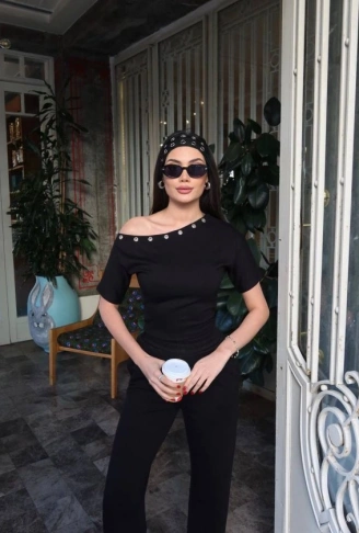 Kadın Kuşgözlü Düşük Omuz Takım