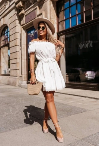 Kadın Madonna Yaka Pütür Detay Pamuklu Mini Elbise