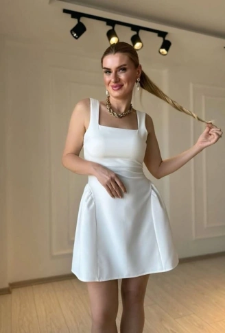 Kadın Omuz Askılı Kare Yaka Ithal Atlas Kumas Mini Elbise