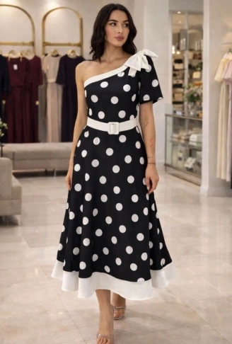 Kadın Omuz Dekolteli Fiyonk Ve Puantiye Detay Maxi Boy Elbise