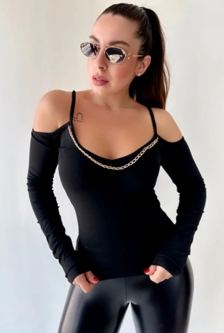 Kadın Omuz Dekolteli Zincir Detay Bluz