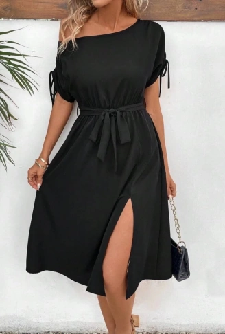 Kadın Tek Omuzu Açık Kol Ucu Fiyonklu Belden Kuşaklı Yırtmaç Detaylı Viskon Elbise