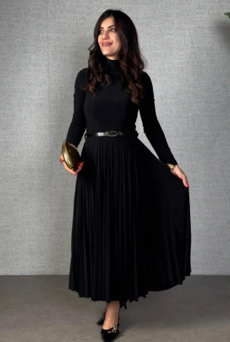 Kadın Uzun Kollu Balıkçı Yaka Kemersiz Pileli Uzun Sandy Elbise