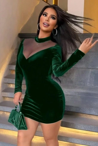 Kadın Uzun Kollu Balıkçı Yaka Tül Detaylı Mini Kadife Elbise