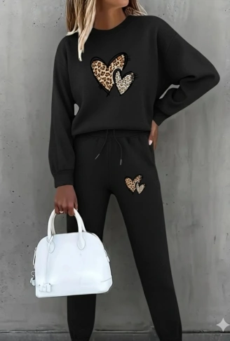 Kadın Uzun Kollu Bisiklet Yaka Kalp Desenli şardonlu üç Iplik Bluz Ve Pantolon Ikili Takım