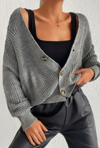 Kadın Uzun Kollu Düğme Detay Triko Hırka