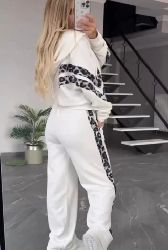 Kadın Uzun Kollu Kapşonlu önü Fermuarlı Leopar Desenli Modal Bluz Ve Pantolon Ikili Takım