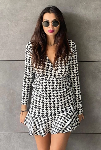 Kadın Uzun Kollu Kruvaze Yaka Kazayağı Mikro Mini Boy Elbise