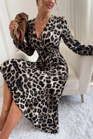 Kadın Uzun Kollu Kruvaze Yakalı Belden Kuşaklı Leopar