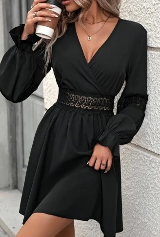 Kadın Uzun Kollu Kruvaze Yakalı Dantelli Fermuar Detaylı Kısa Ithal Krep Elbise