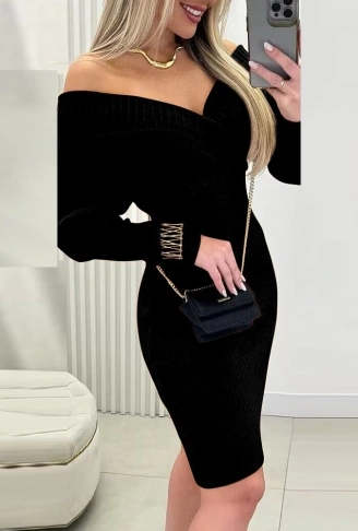 Kadın Uzun Kollu Omuzlardan Açık Kruvaze Yaka Kısa Triko Elbise