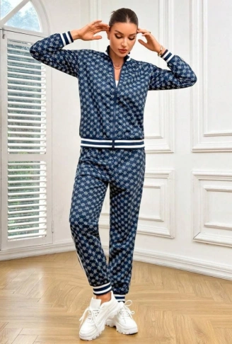 Kadın Uzun Kollu önden Fermuarlı Desenli Iki Iplik Bluz Ve Pantolon Ikili Takım