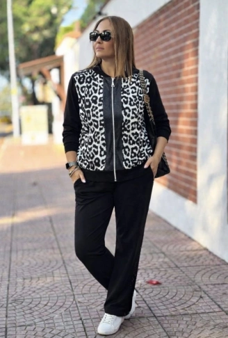 Kadın Uzun Kollu önden Fermuarlı Leopar Desenli Viskon Iki Iplik Bluz Ve Pantolon Ikili Takım