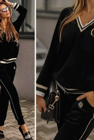 Kadın Uzun Kollu V Yaka Yakası Ve Kol Ağzı şerit Detay Kadife Takım