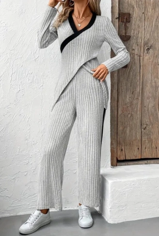 Kadın Uzun Kollu V Yakalı çapraz Detaylı şardonlu Kaşkorse Bluz Ve Pantolon Ikili Takım