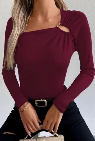 Kadın Uzun Kollu Yakadan Halka Detaylı Viskon Bluz