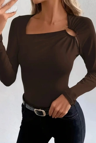 Kadın Uzun Kollu Yakadan Halka Detaylı Viskon Bluz