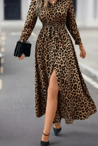 Kadın Uzun Kollu Yakalı Belden Kuşaklı Leopar Desenli Modal Uzun Elbise