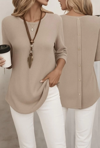Kadın Uzun Kollu Yuvarlak Yaka Arkadan Düğmeli Waffle Bluz