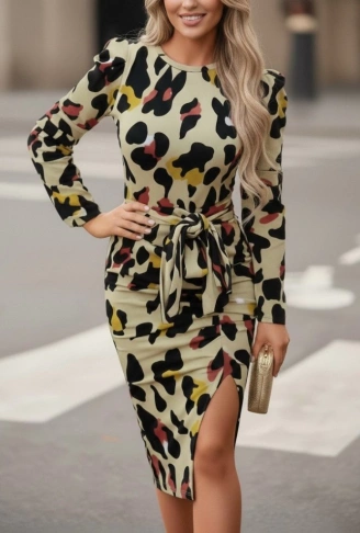 Kadın Uzun Kollu Yuvarlak Yaka Belden Kuşaklı önden Yırtmaçlı örme Krep Elbise