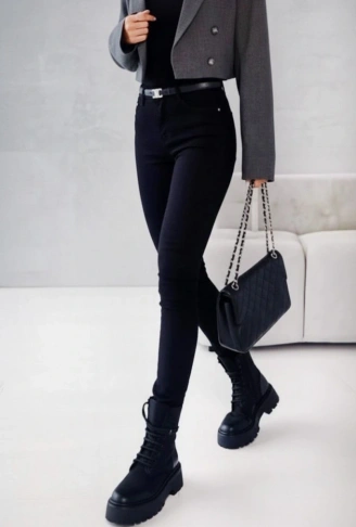 Kadın Yüksek Bel Cepli Kemersiz Kot Pantolon