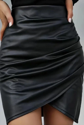 Kadın Yüksek Bel Yandan Fermuarlı Pileli Mini Deri Etek
