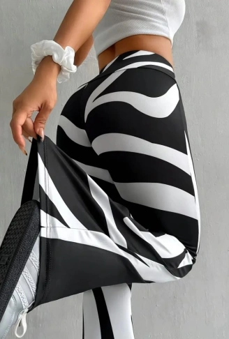 Kadın Yüksek Bel Zebra Desenli Dalgıç Tayt