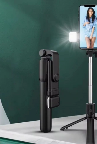Kendiliğinden LED Işıklı Kumandalı Uzayabilen Selfie Çubuğu,Masa Üstü Tripod (4940)