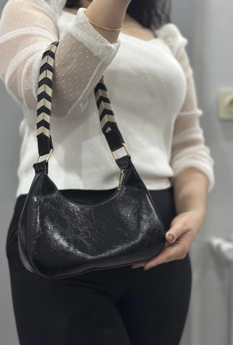 Kraş siyah cilt çanta