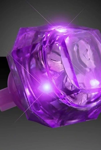 Kristal Tasarımlı Led Glow Işıklı 3 Modlu Mor Yüzük 3.5 x 5 cm (4940)