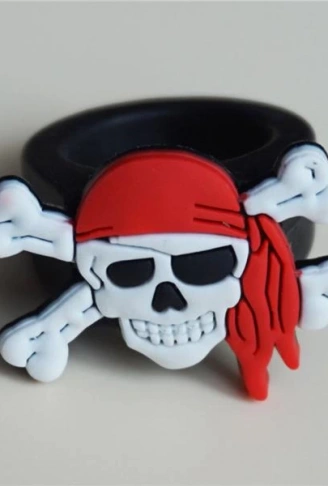 Kuru Kafa Şekilli Çocuk Uyumlu Plastik Korsan Yüzüğü (4940)