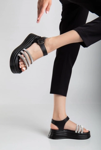 Lalen Siyah Kemerli Sandalet